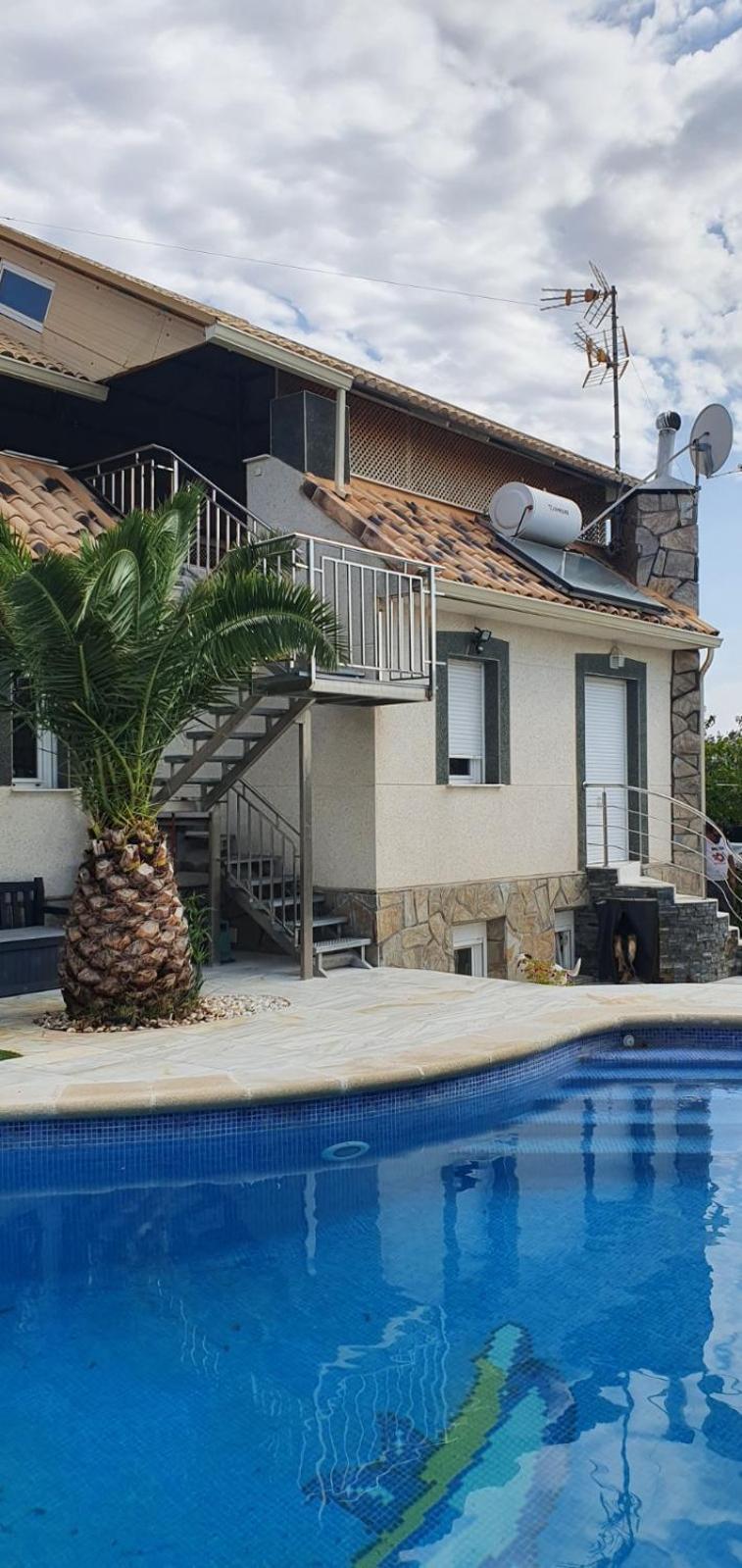 Estupenda Villa En Las Afueras Colmenar de Oreja Exterior foto